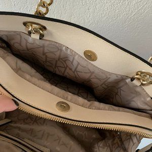 Calvin Klein - Crossbody Bag